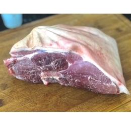 Pernil Suíno com Pele com Osso  Preço por KG 